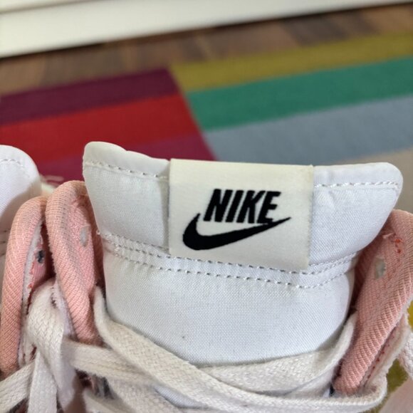 Nike Women's Dunk High 1985 'Arctic Orange' Size 7.5 - Picture 5 of 7